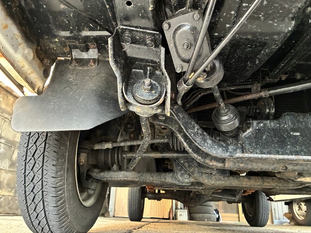 Mitsubishi Minicab Van 4WD Manual — Cargo Van (Import-to-Order) - Image 8