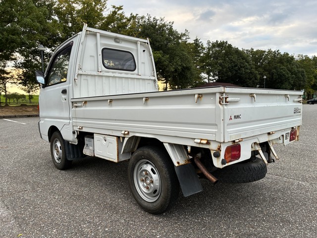Mitsubishi Minicab Van 4WD Manual — Cargo Van (Import-to-Order) - Image 4