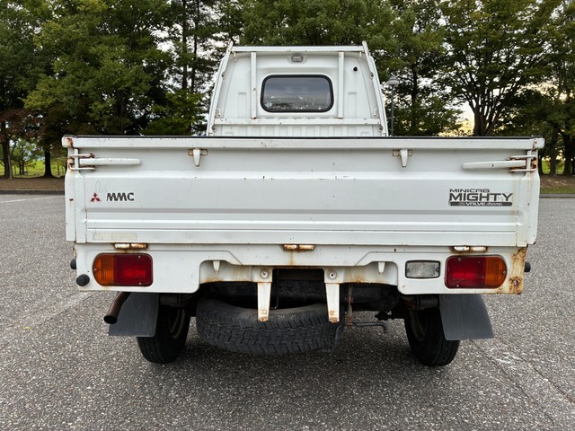 Mitsubishi Minicab Van 4WD Manual — Cargo Van (Import-to-Order) - Image 5