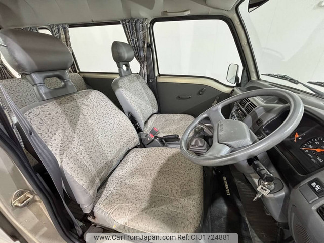 Subaru Sambar Dias Van 4WD Manual — Cargo Van (Import-to-Order) - Image 9