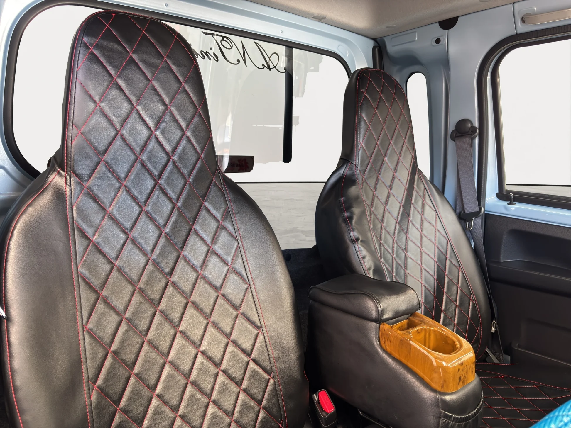 2016 Daihatsu Hijet Jumbo Mini Truck 4WD — Australia