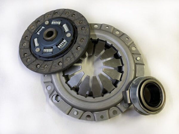Daihatsu Clutch Kit - S110P/S210P — OEM replacement part for Daihatsu kei truck | JPM Mini Trucks