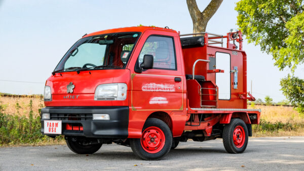 2000 Daihatsu Hijet 4WD firetruck β JPM Mini Trucks