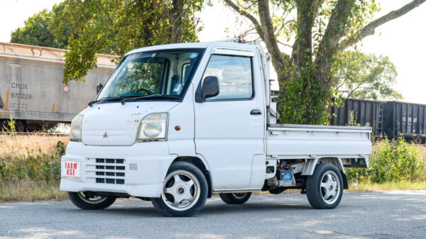 2000 Mitsubishi Minicab 4WD mini truck β JPM Mini Trucks